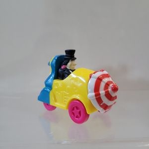 Penguin batman dc comics 1991 toy car